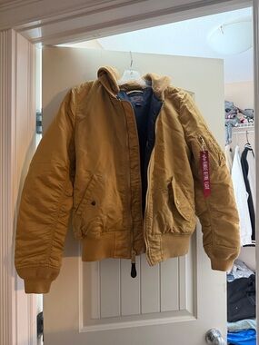Alpha Industries Mustard Bomber Jacket new